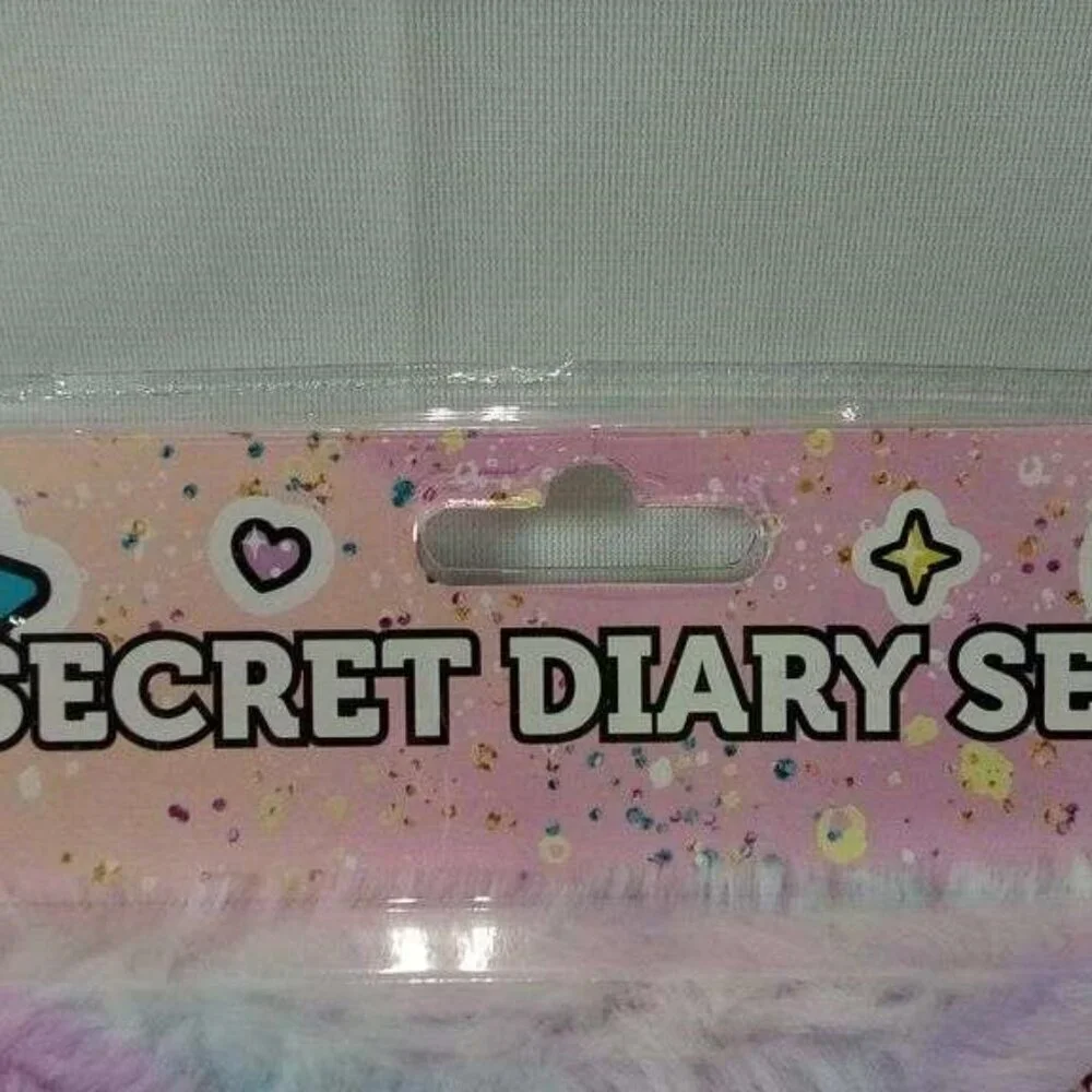 Simple Pleasures Fuzzy Smiley Face Diary